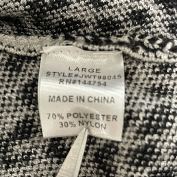 Cozy Leopard Print V-Neck Sweater L Rainbow Trim Dolman Sleeve Gray Black - Picture 9 of 10